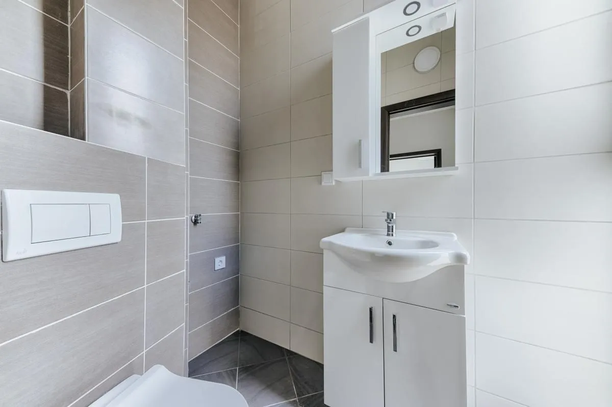 Sale, house, 250m², Utjeha, Bar