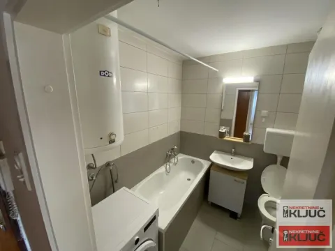 Izdavanje, dvosoban stan, 66m², Železnička Stanica, Novi Sad Sve Podlokacije - image 15