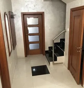 Rent, house, 200m², Stari Aerodrom, Podgorica - image 2