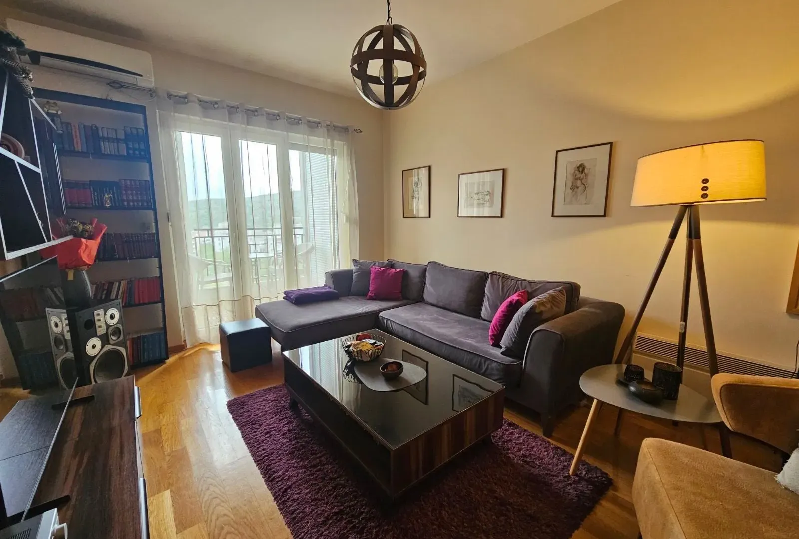 Prodaja, jednosoban stan, 52m², Blok 6, Podgorica