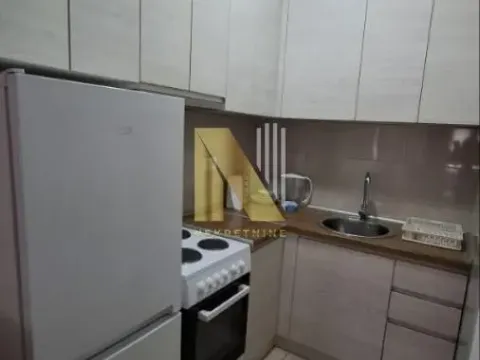 Izdavanje, jednosoban stan, 38m², Rotkvarija, Novi Sad Sve Podlokacije - image 5