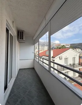 Sale, one bedroom apartment, 51m², Centar, Budva - image 10