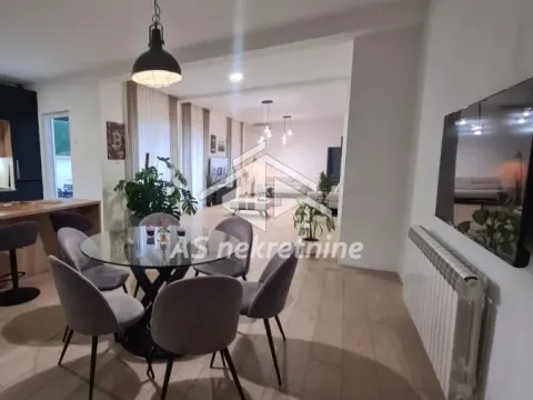 Izdavanje, stan, 240m², Savski Venac, Beograd - image 7