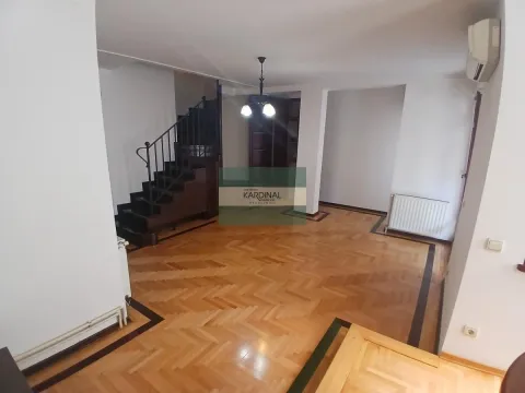 Prodaja, četvorosoban stan, 105m², Centar, Jagodina - image 2