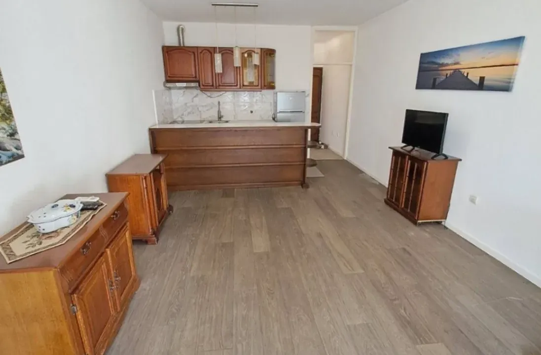Prodaja, jednosoban stan, 48m², Drac, Podgorica