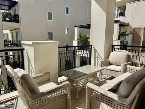 Prodaja, dvosoban stan, 95m², Porto Montenegro, Tivat - image 13