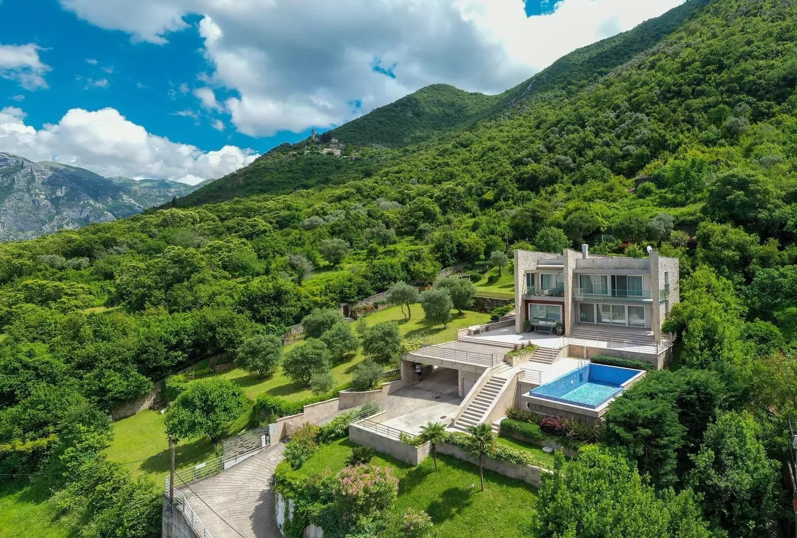 Prodaja, kuća, 359m², Stoliv, Kotor