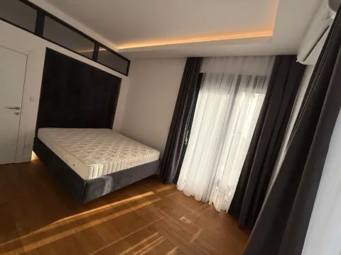 Prodaja, dvosoban stan, 77m², Centar, Bar - image 10