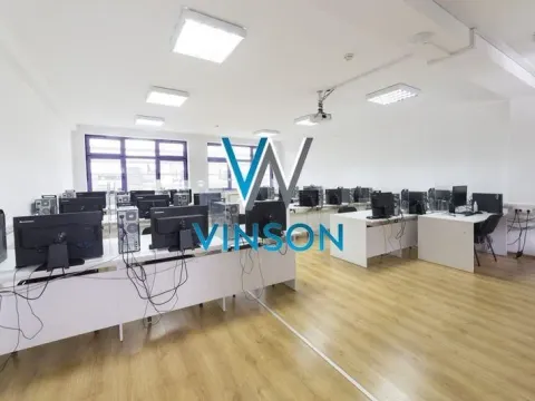 Izdavanje, poslovni prostor, 1100m², Adamovićevo Naselje, Novi Sad Sve Podlokacije - image 3