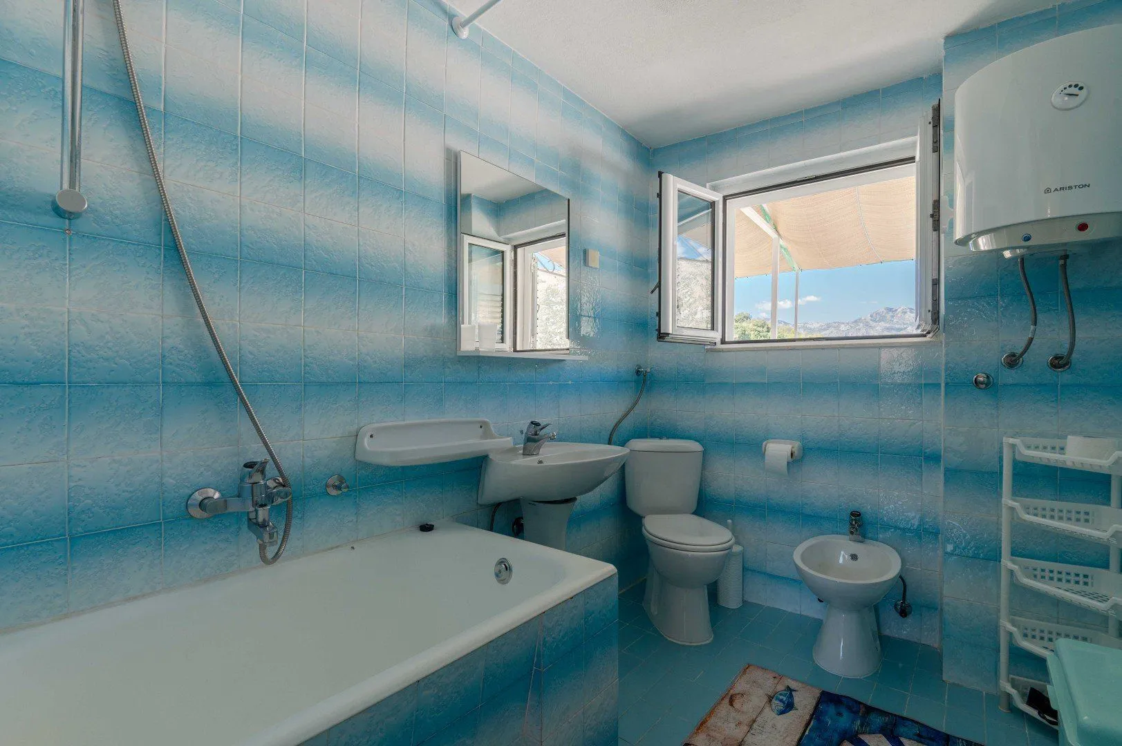 Sale, house, 150m², Stoliv, Kotor