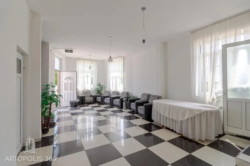 Sale, office space, 1300m², Leštane, Grocka