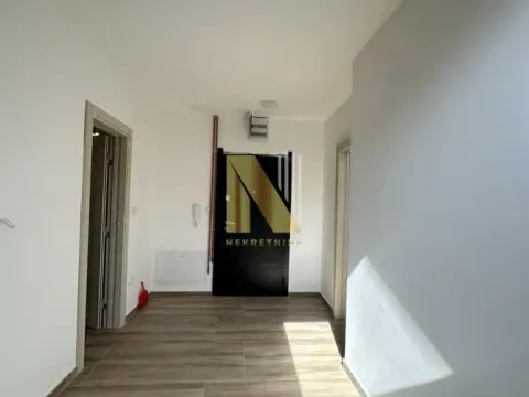 Sale, two bedroom apartment, 55m², Centar, Inđija - image 6