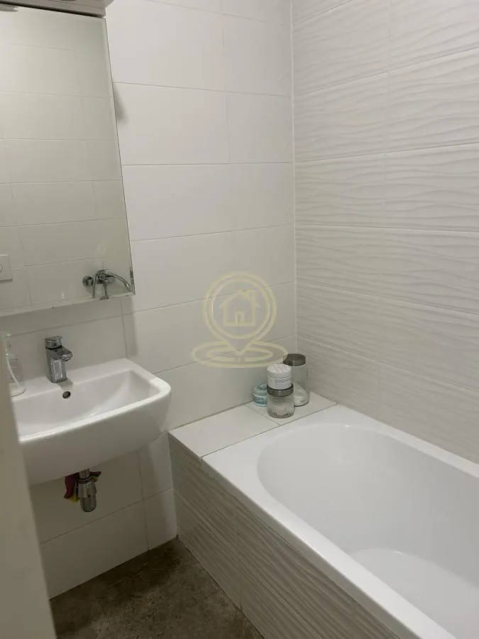 Izdavanje, dvosoban stan, 46m², Rotkvarija, Novi Sad Sve Podlokacije
