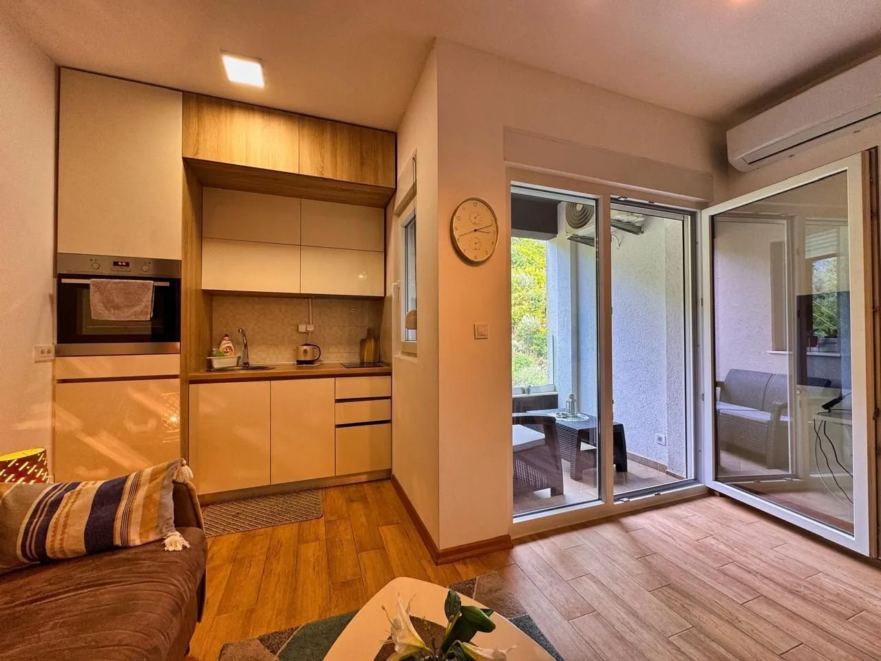 Sale, studio apartment, 29m², Budva, Crna Gora