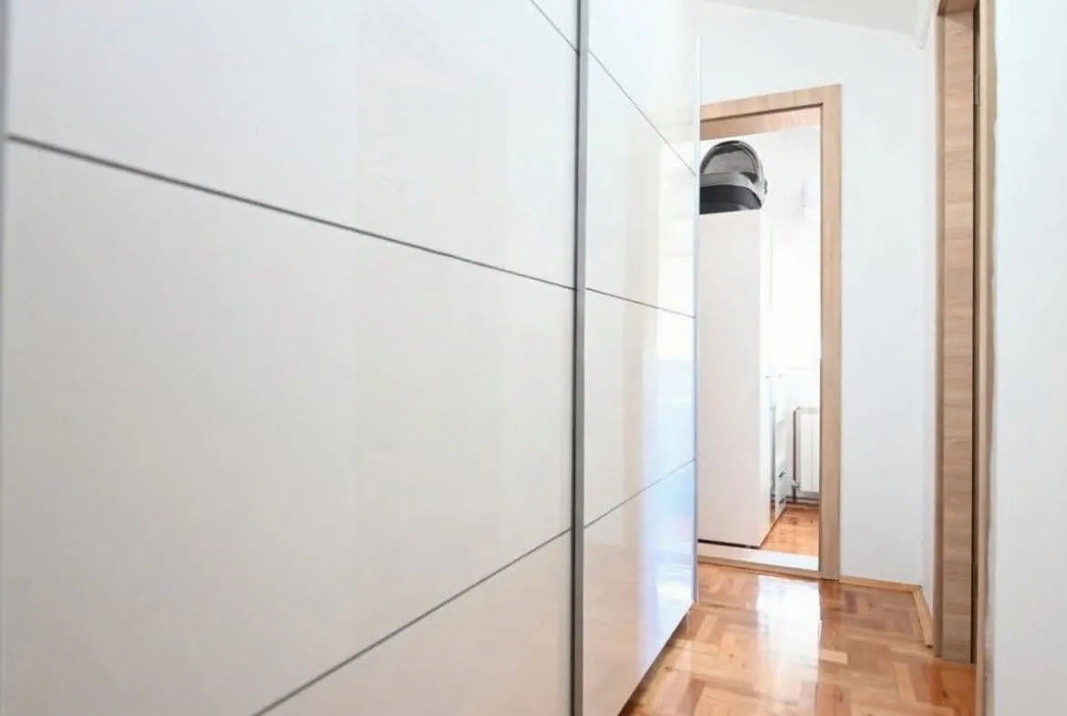Prodaja, dvosoban stan, 103m², Donja Gorica, Podgorica