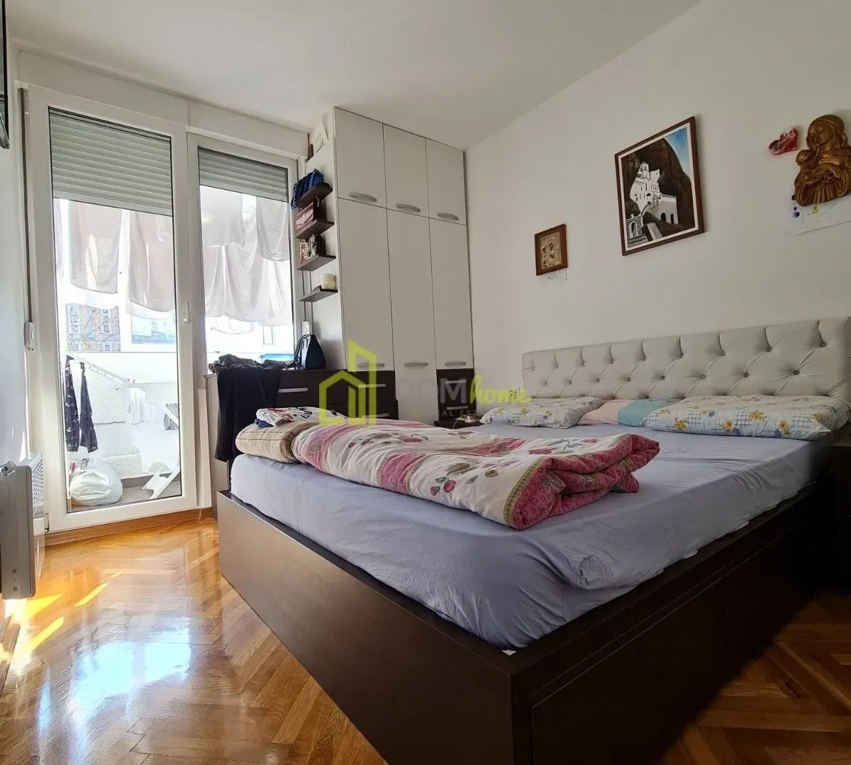 Rent, two bedroom apartment, 76m², Blok 6, Podgorica