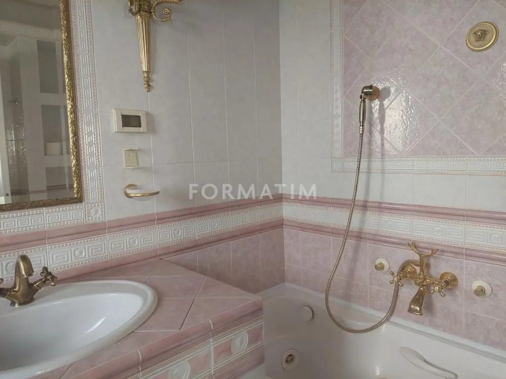 Rent, four bedroom apartment, 160m², Vračar Hram, Vračar Sve Podlokacije