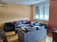 Izdavanje, trosoban stan, 78m², Stari grad, Novi Sad - image 1