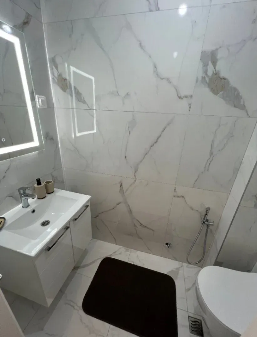 Rent, two bedroom apartment, 70m², Čeluga, Bar