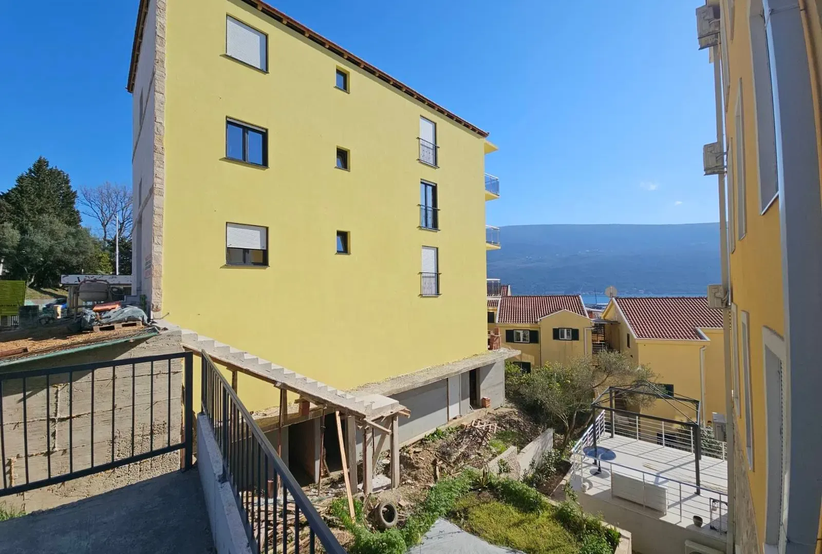 Prodaja, jednosoban stan, 45m², Herceg Novi, Crna Gora