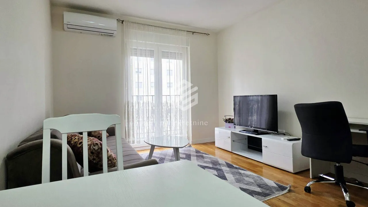 Rent, one bedroom apartment, 40m², Tuški Put, Podgorica