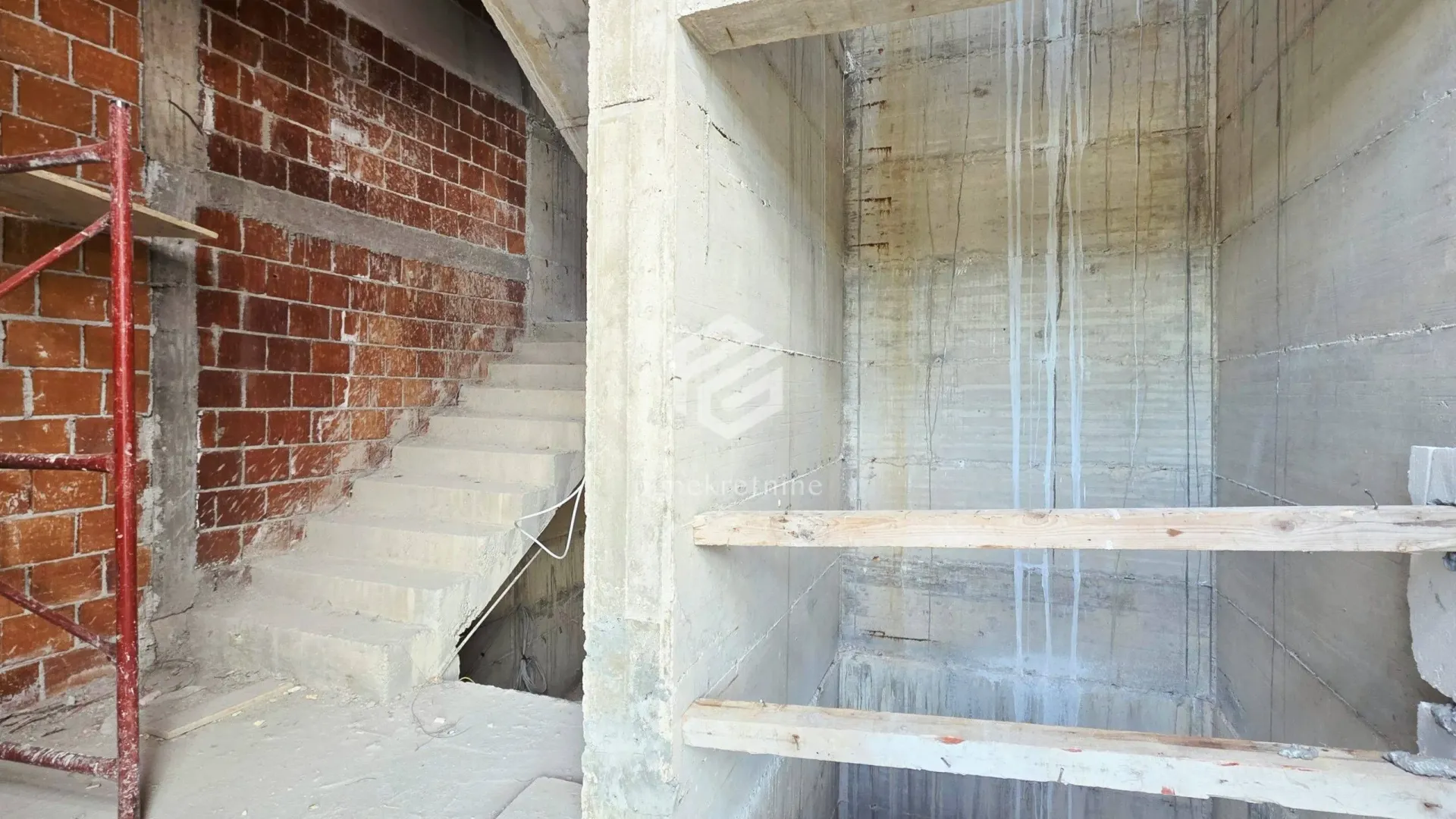 Rent, office space, 1100m², Donja Gorica, Podgorica