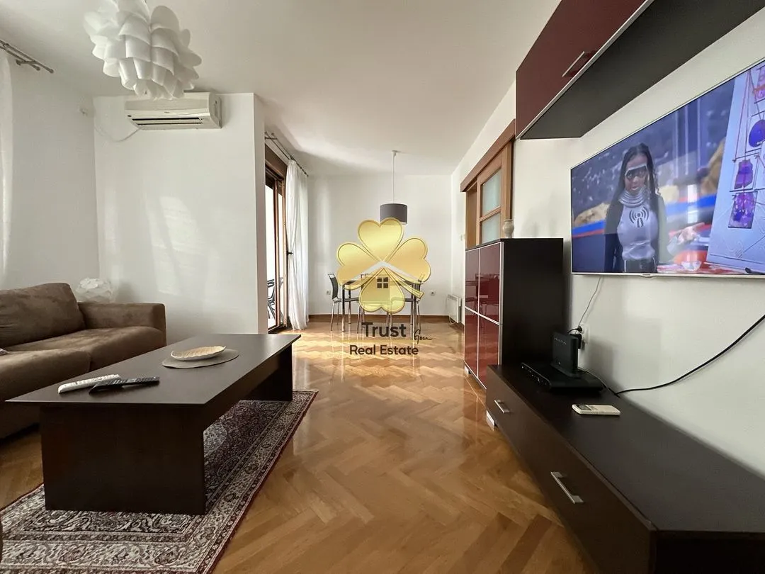 Rent, one bedroom apartment, 52m², Blok 9, Podgorica