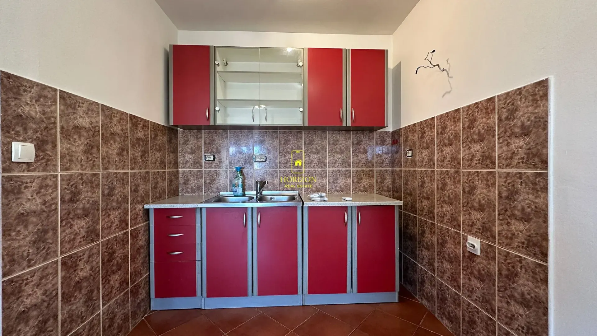 Prodaja, jednosoban stan, 45m², Stari Aerodrom, Podgorica
