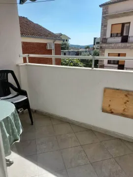 Rent, two bedroom apartment, 70m², Kalimanj, Tivat - image 12