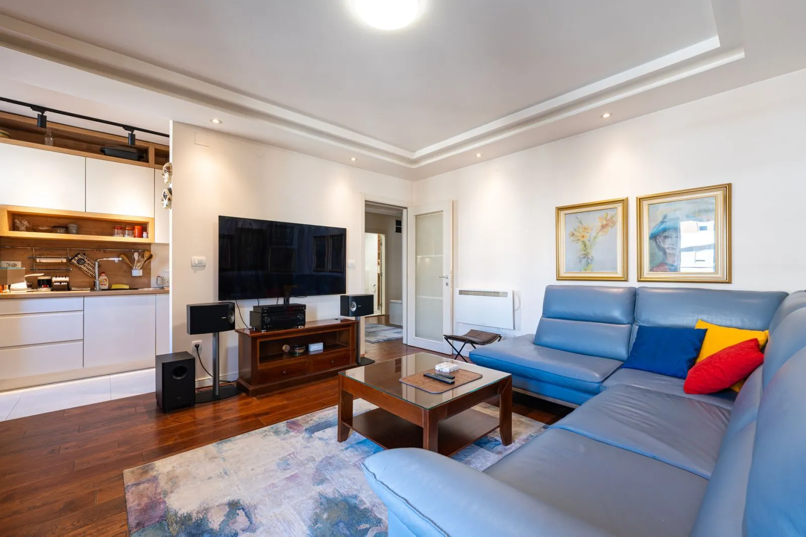 Rent, apartment, 68m², Central Point, Podgorica