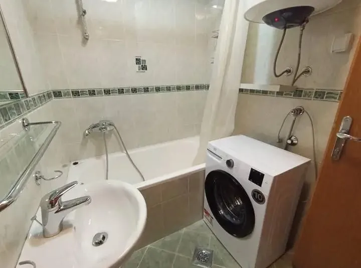 Prodaja, jednosoban stan, 40m², Stari Aerodrom, Podgorica