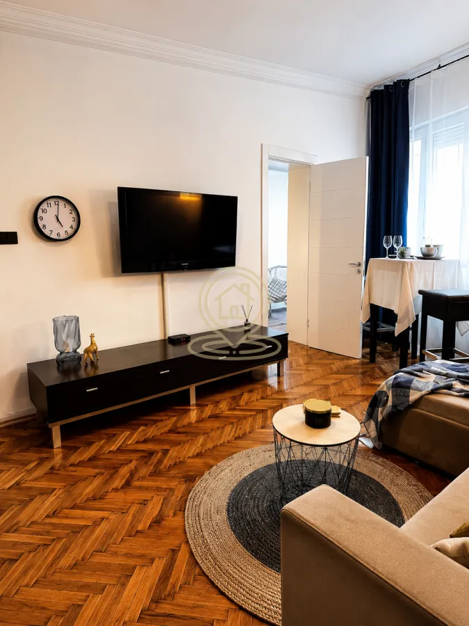 Rent, two bedroom apartment, 41m², Stari Grad, Beograd