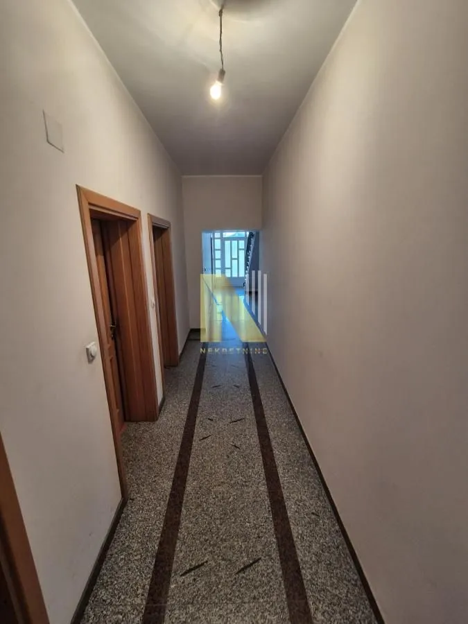 Sale, office space, 800m², Sajlovo, Novi Sad Sve Podlokacije