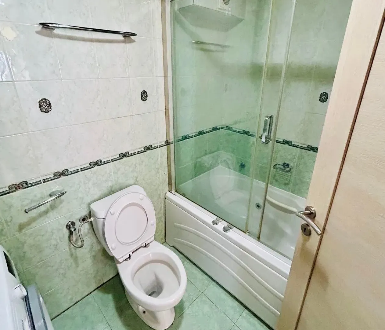 Izdavanje, jednosoban stan, 56m², Momišići, Podgorica