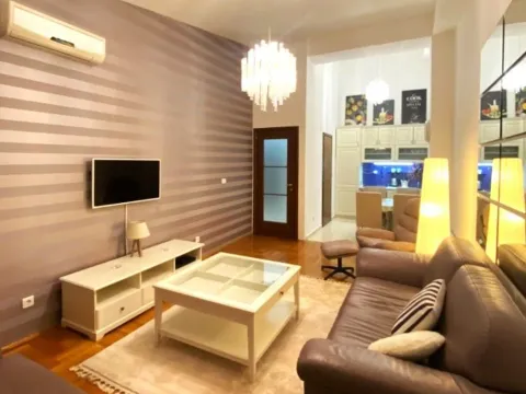 Rent, apartment, 52m², City Kvart, Podgorica - image 1