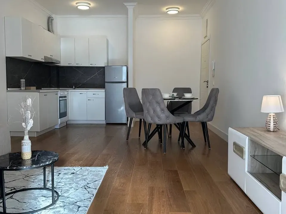 Prodaja, stan, 68m², Tivat, Crna Gora