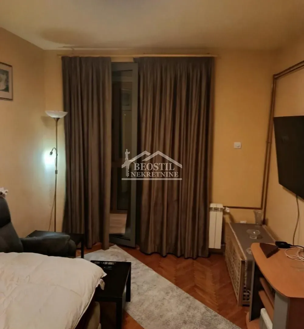 Prodaja, četvorosoban stan, 104m², Gradska Bolnica, Zvezdara Sve Podlokacije