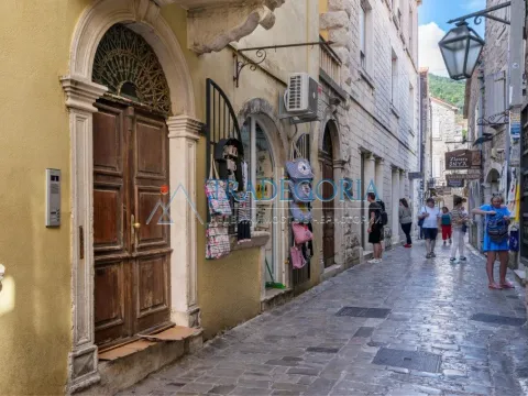Prodaja, jednosoban stan, 70m², Budva, Crna Gora - image 22