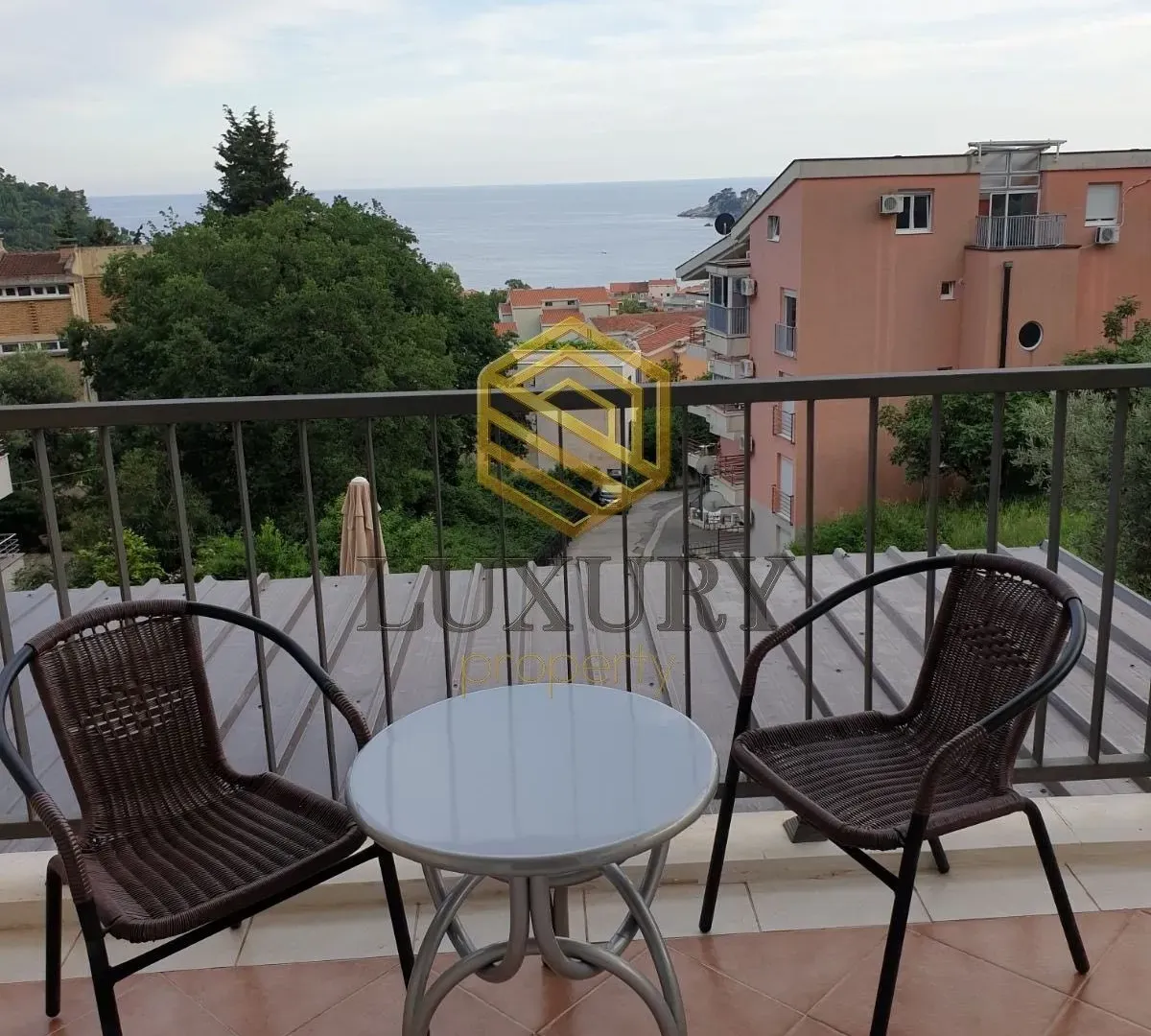 Prodaja, dvosoban stan, 83m², Petrovac, Budva