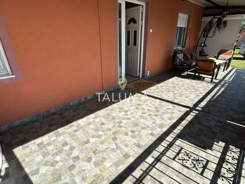 Rent, one bedroom apartment, 66m², Gornja Gorica, Podgorica - image 11