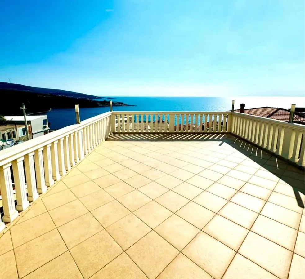 Sale, house, 290m², Bar, Crna Gora