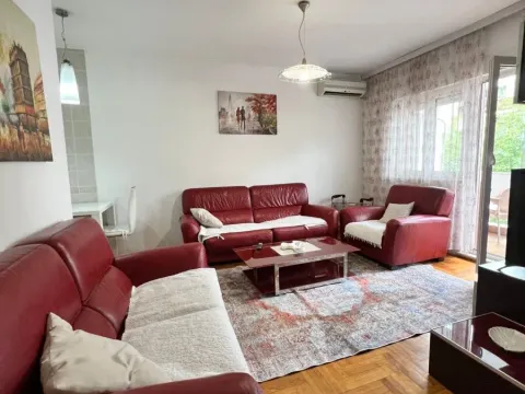Izdavanje, dvosoban stan, 60m², Preko Morače, Podgorica - image 13