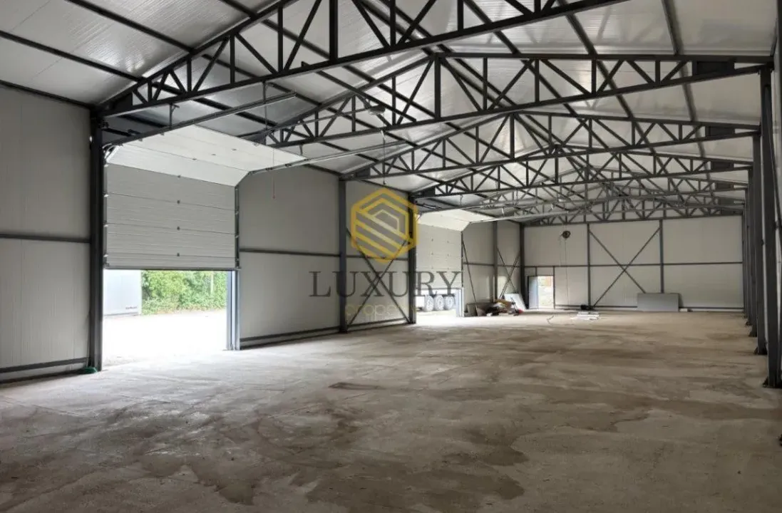 Izdavanje, poslovni prostor, 500m², Golubovci, Podgorica