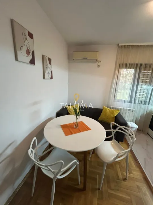 Rent, one bedroom apartment, 35m², City Kvart, Podgorica