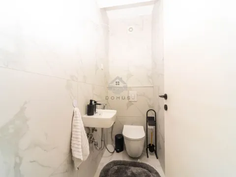 Rent, two bedroom apartment, 72m², Stari Aerodrom, Podgorica - image 11
