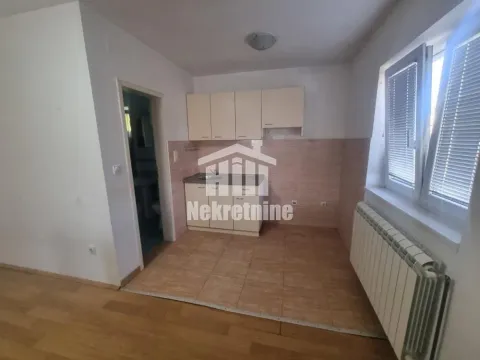 Rent, three bedroom apartment, 55m², Zemun Sve Podlokacije, Beograd - image 3