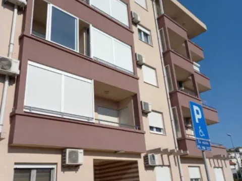 Rent, one bedroom apartment, 37m², Stari Aerodrom, Podgorica