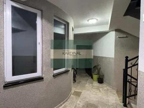 Izdavanje, dvosoban stan, 57m², Centar, Kragujevac - image 19