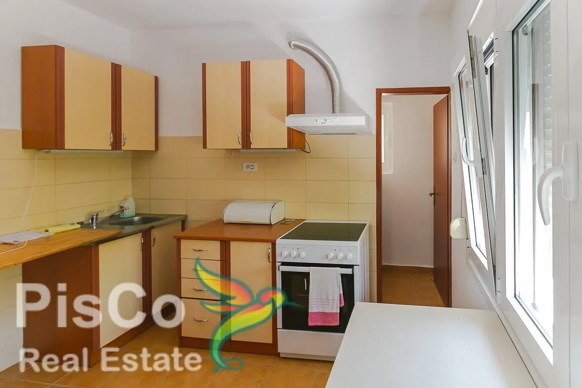 Izdavanje, kuća, 150m², Zabjelo, Podgorica