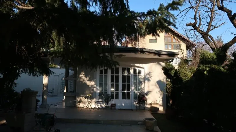 Izdavanje, kuća, 450m², Savski Venac, Beograd